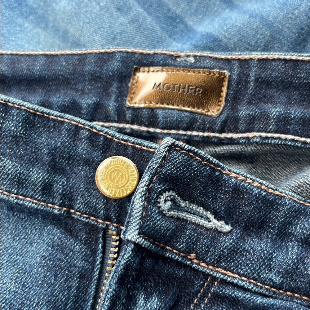 MOTHER The Wilder Love Potion Number 9 Dark Wash Flare Leg Jeans Size 29 - Picture 6 of 8